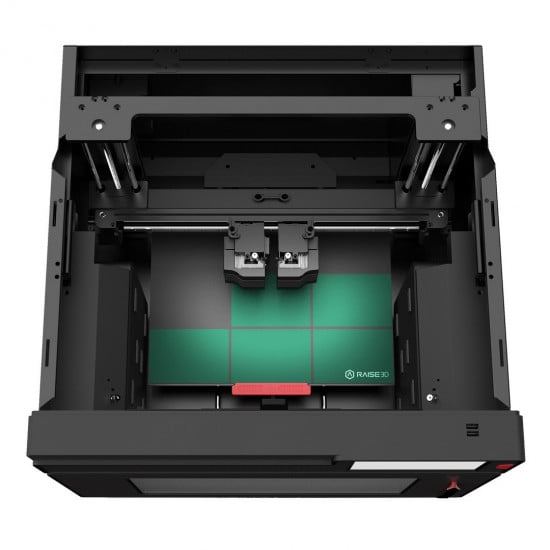 3D printer Raise3D E2 with a dual independent extruder system
